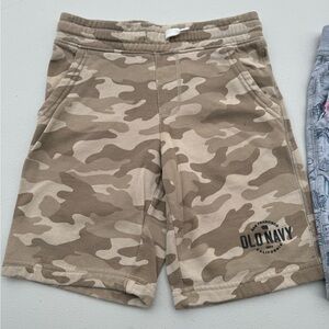 Boys Shorts Lot of 4-Pairs (Old Navy & Gap) Size Medium (8) See photos